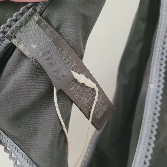 New Skims Fits Everybody Picot Thong in Dark Grey Size XL NWT - Picture 4 of 12